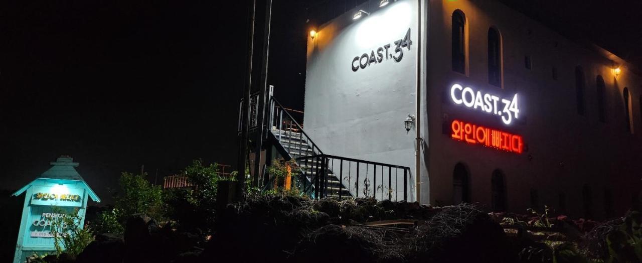 Aewol Coast 34 Hotel Jeju Bagian luar foto